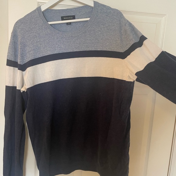 RW&Co crewneck sweater size L - Picture 2 of 3